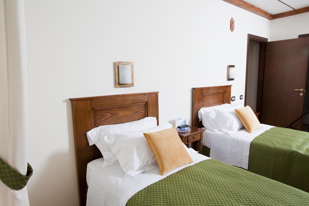 Palace Hotel Serravalle Zewnętrze zdjęcie